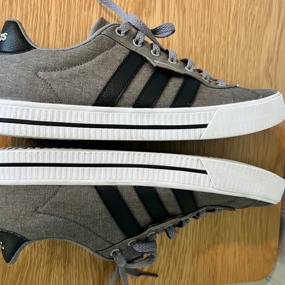 Adidas Men's Black and Gray Sneakers - Picture 8 of 10